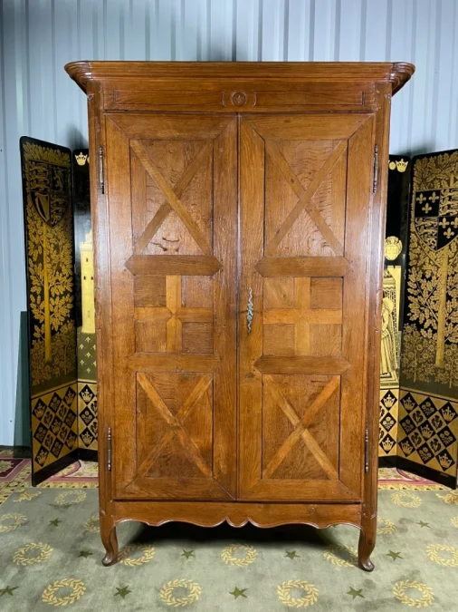 18th CENTURY NORMAND ARMOIRE