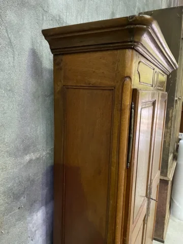 FRANZÖSISCHE ARMOIRE