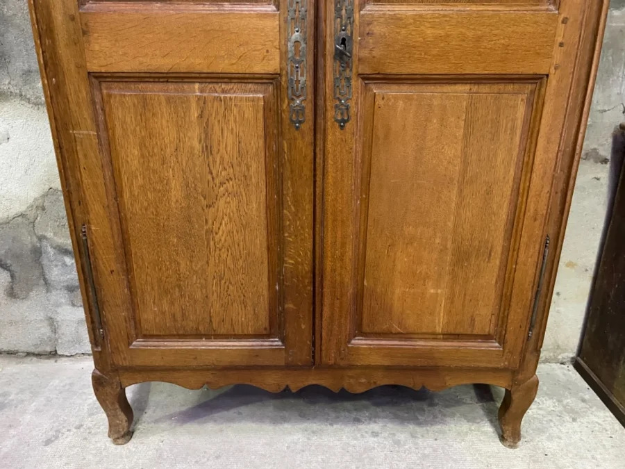 Armoire en chêne massif 19eme