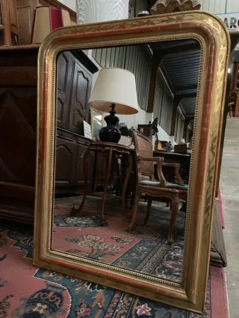 Miroir époque Louis Philippe à la feuille d’or d’origine