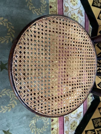 Suite de 8 chaises de bistrot Thonet