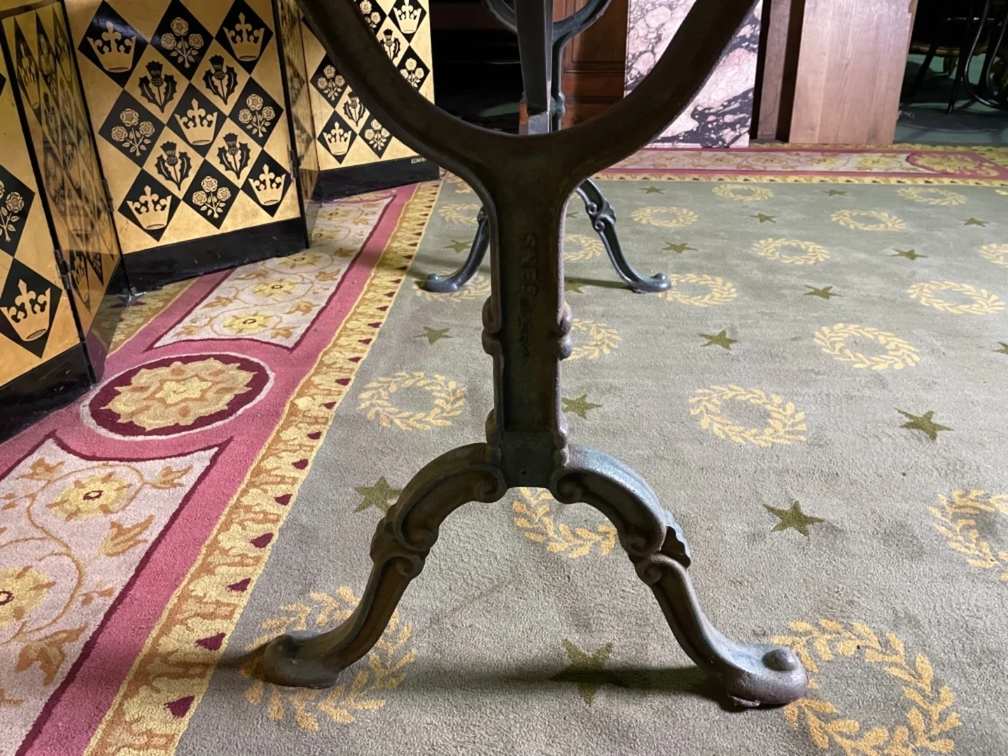 BISTROT TABLE