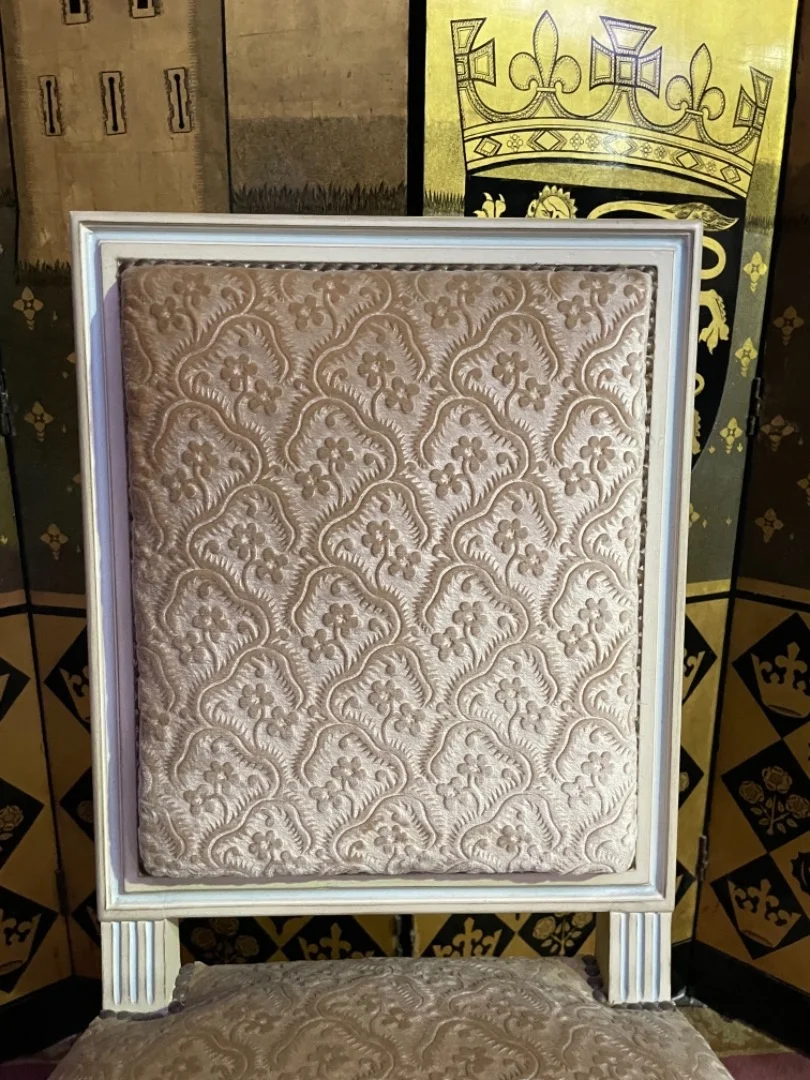 Suite de 6 chaises de style Louis XVI