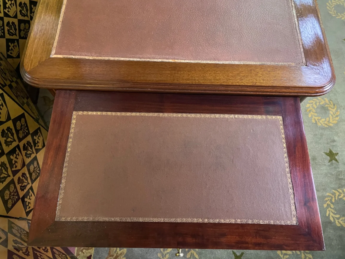 LOUIS XVI STYLE DESK