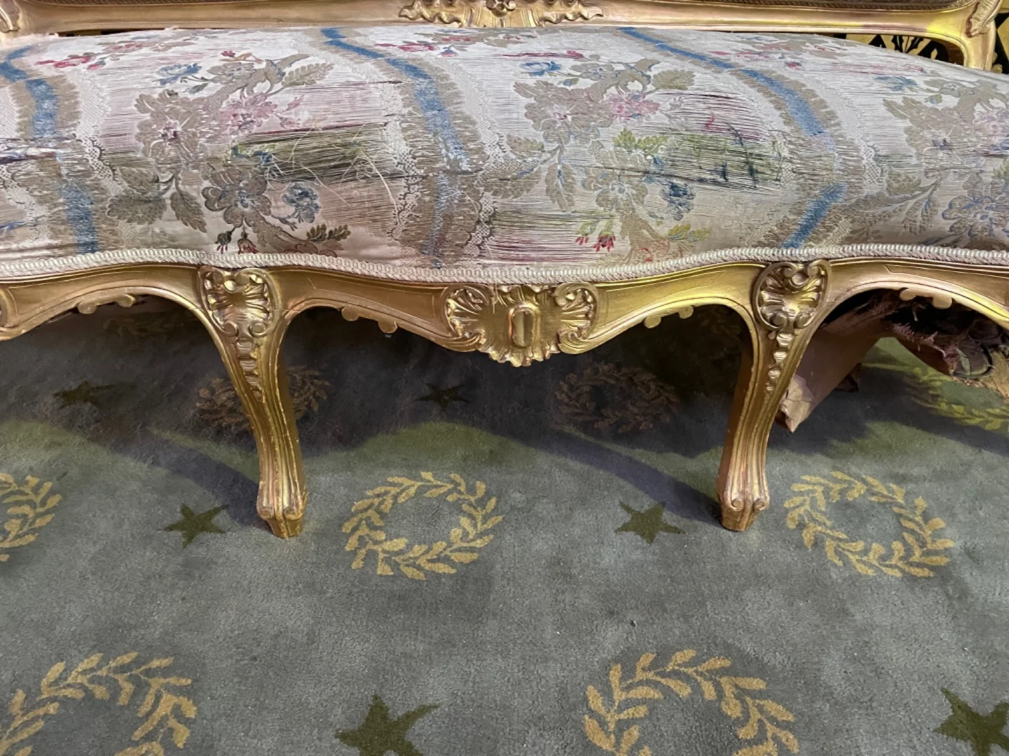SUITE DE SALA DE ESTILO LOUIS XV