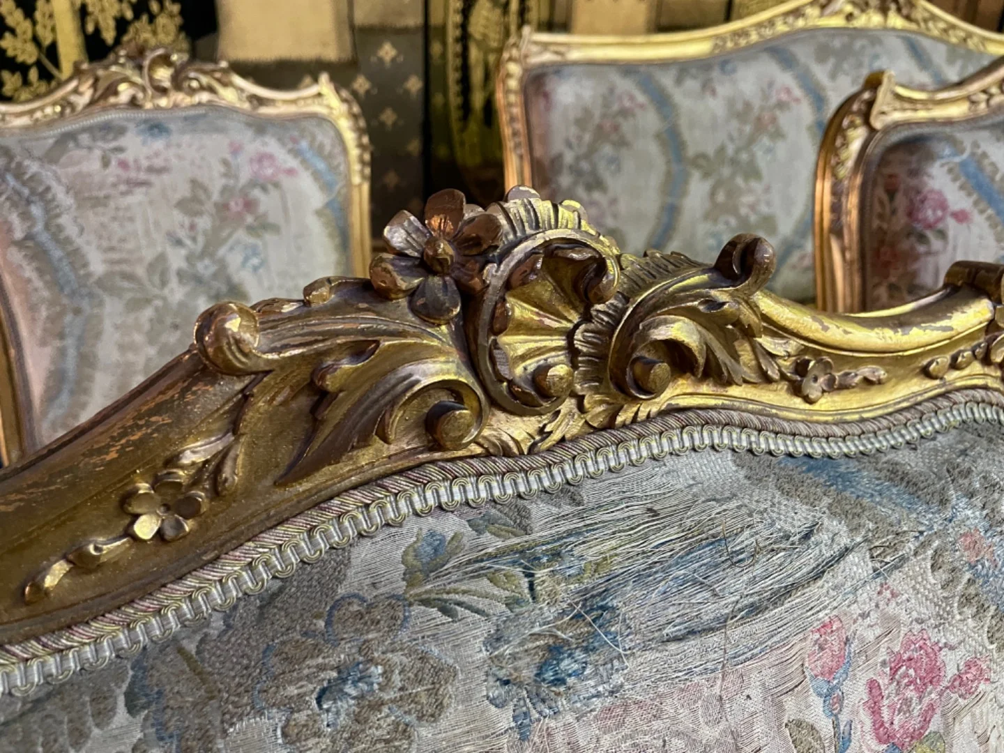 SUITE DE SALA DE ESTILO LOUIS XV