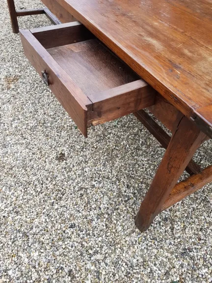 FRANSE BOERDERIJTAFEL