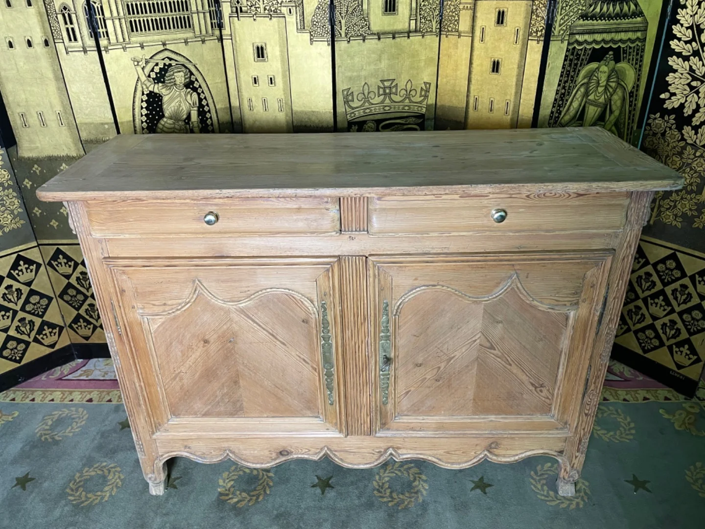 BUFFET ESTILO LOUIS XV