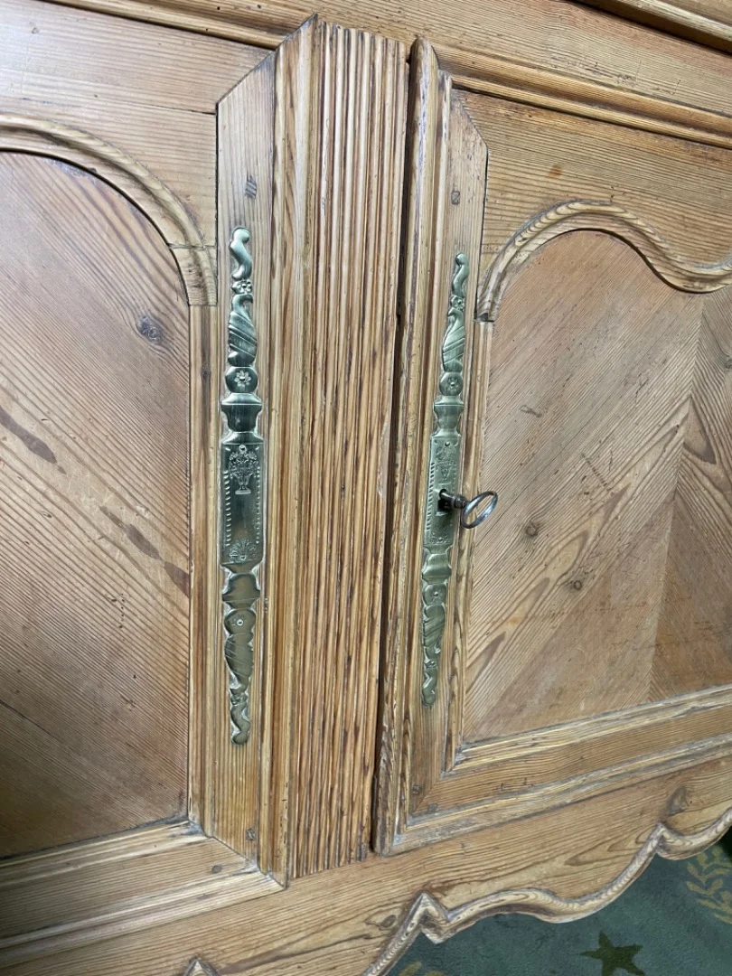 BUFFET ESTILO LOUIS XV