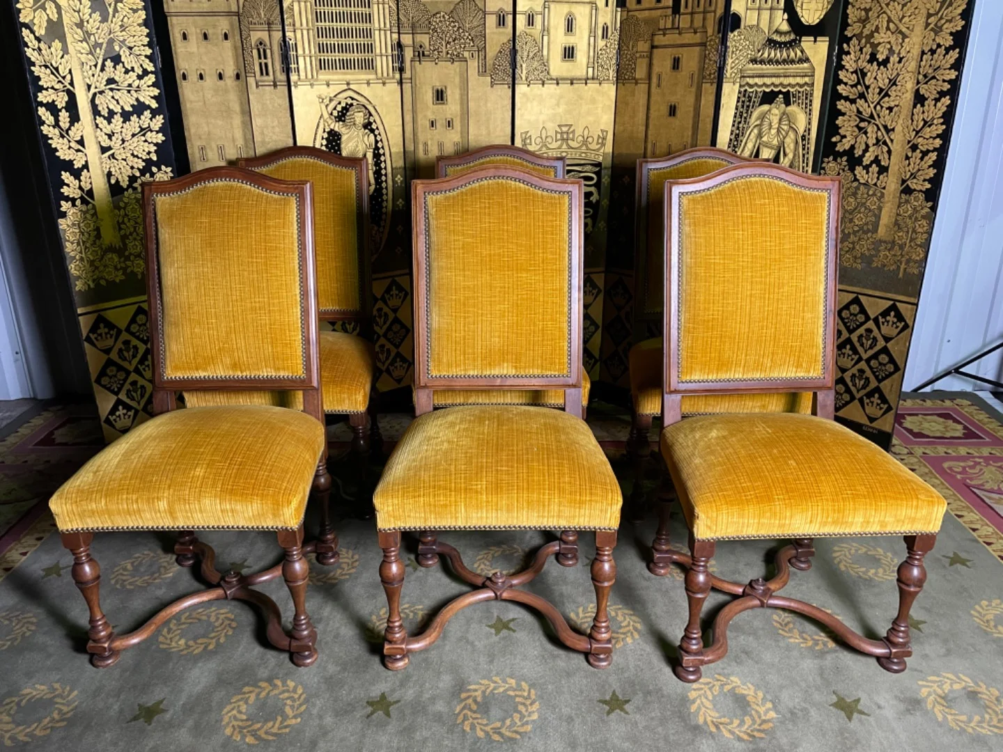 Suite de 6 chaises de style Louis XIV