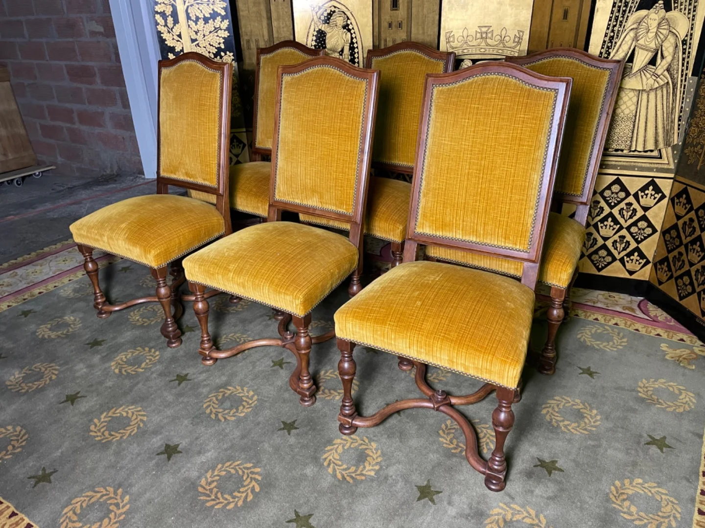 Suite de 6 chaises de style Louis XIV