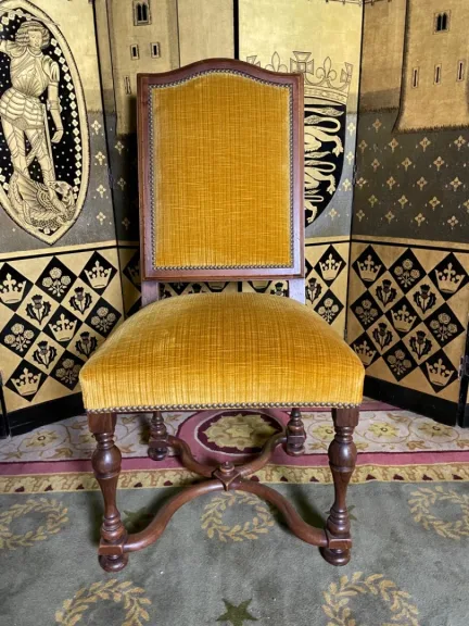 Suite de 6 chaises de style Louis XIV