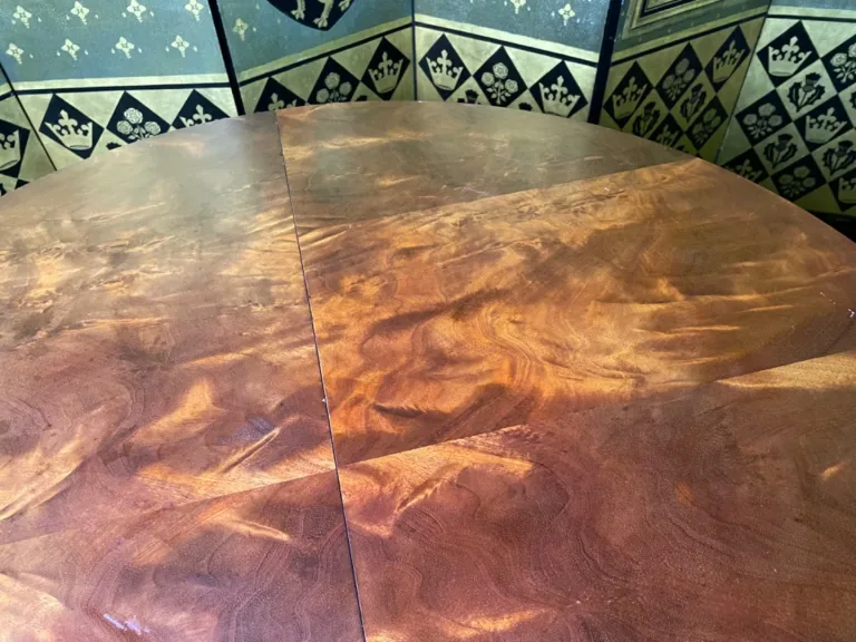 LOUIS XVI STIJL EETTAFEL