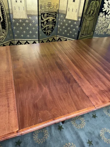 LOUIS XVI STIJL EETTAFEL