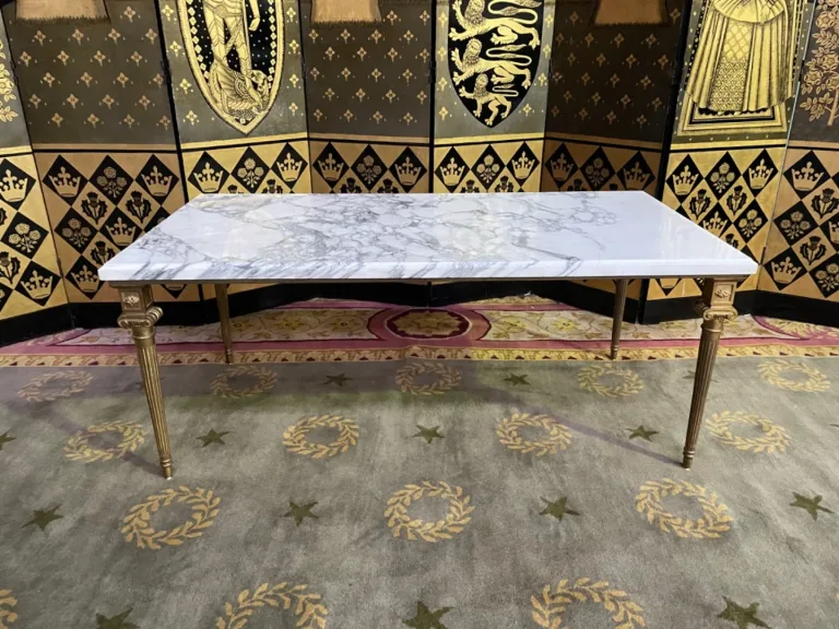 Table basse Louis XVI bronze et marbre