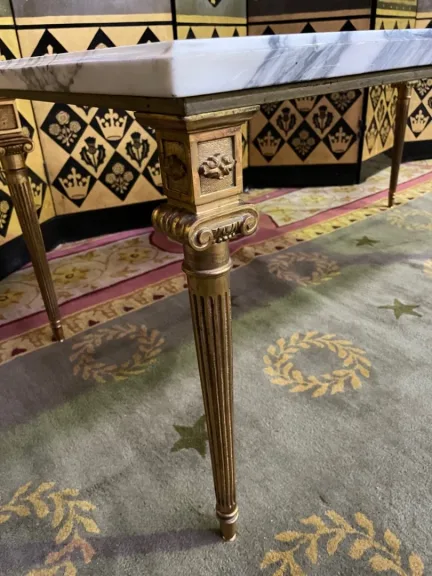 Table basse Louis XVI bronze et marbre