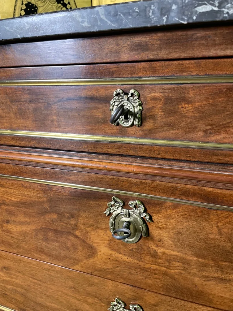 LOUIS XVI PERIOD CHEST OF DRAWERS