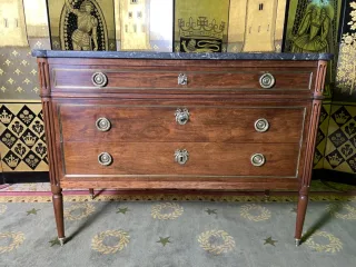 LOUIS XVI PERIOD CHEST OF DRAWERS