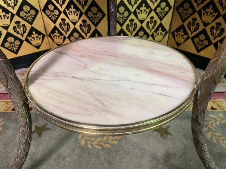 TRIPOD TABLE