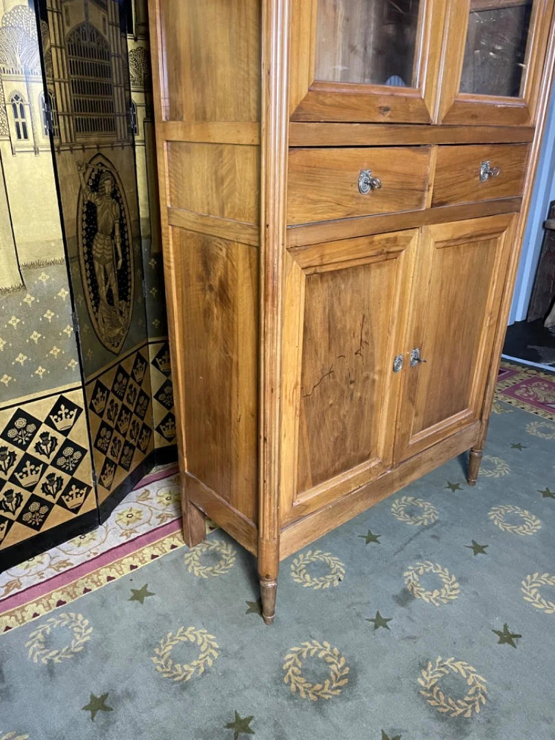 Buffet haut époque Louis XVI noyer blond