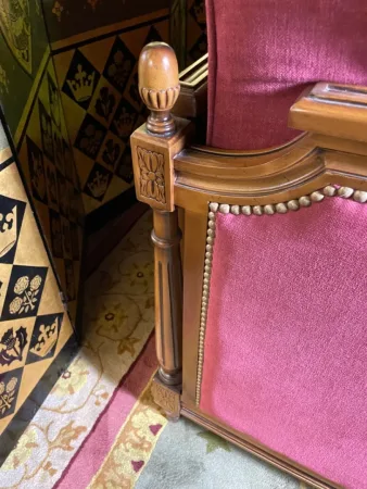 SOFA IM LOUIS XVI-STIL