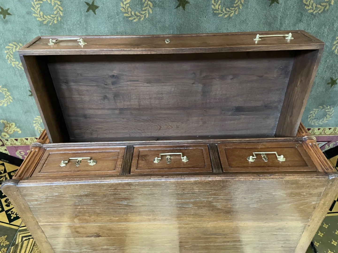 Commode Louis XVI chêne 19eme