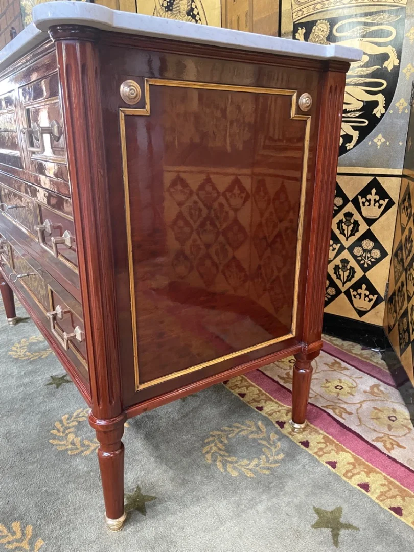 CASSETTIERA IN STILE LOUIS XVI