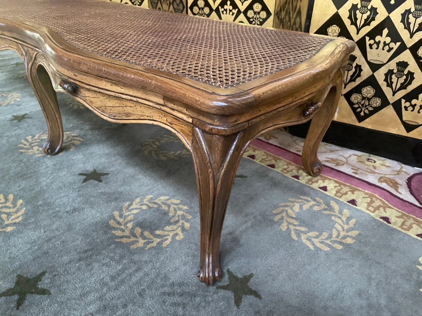 LOUIS XV PERIOD SEAT