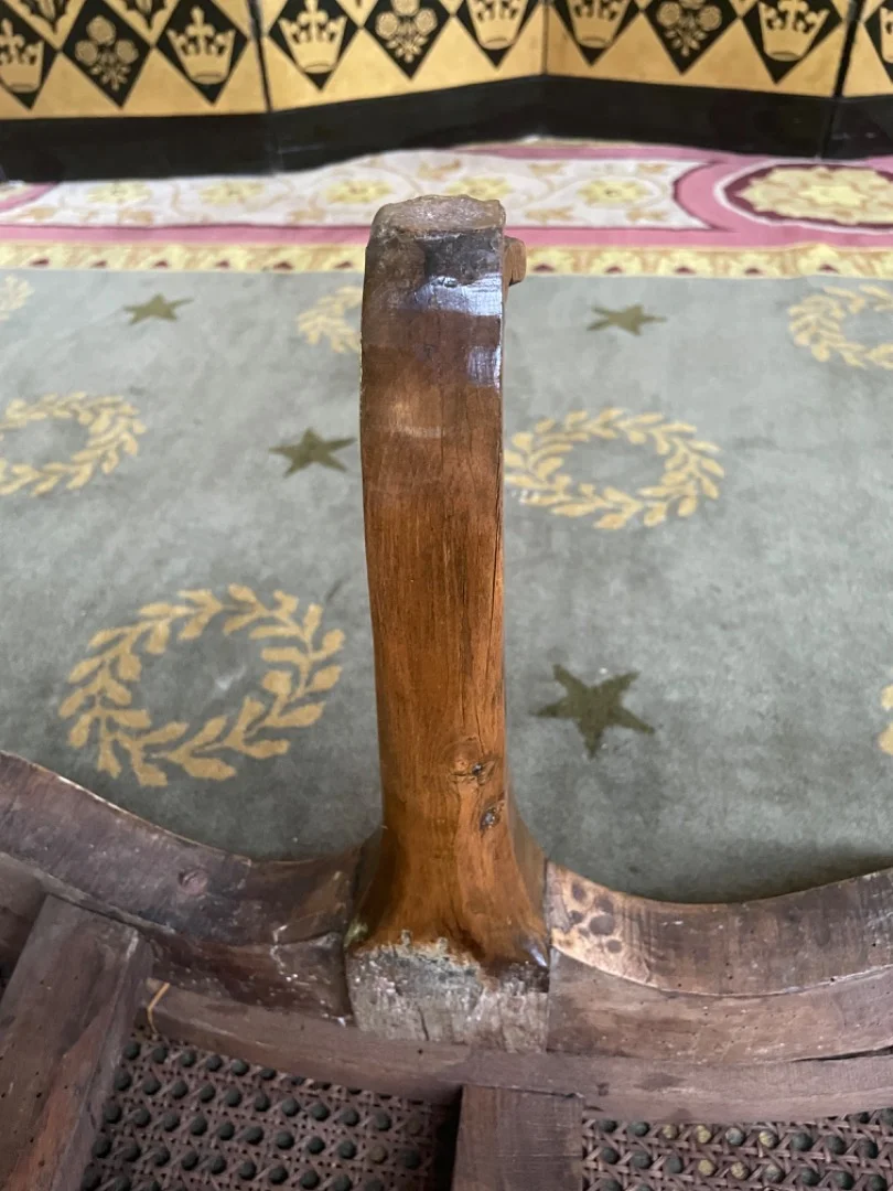 LOUIS XV PERIOD SEAT