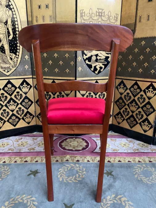 Suite de 6 chaises anglaises en acajou 19eme