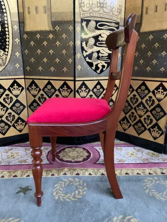 Suite de 6 chaises anglaises en acajou 19eme