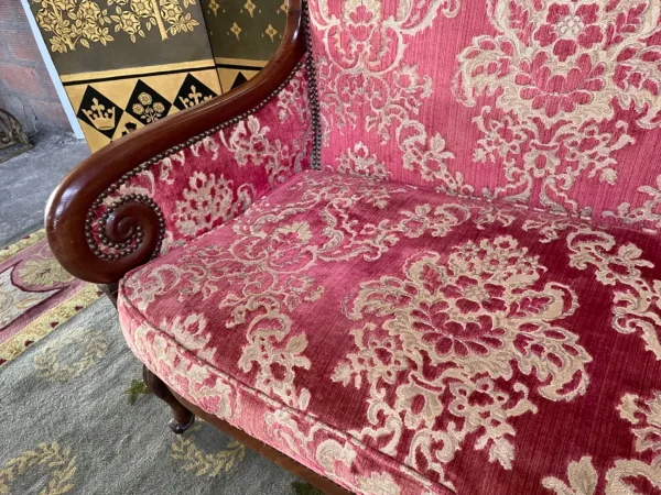 Canapé - Banquette époque Restauration velours de gêne