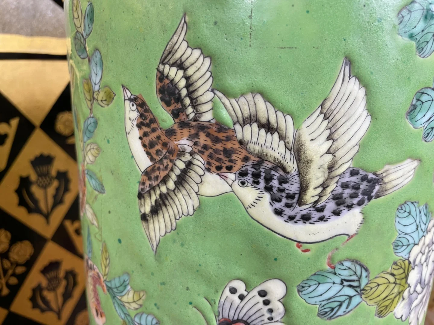 Paire de porte- parapluies chinois à émaux