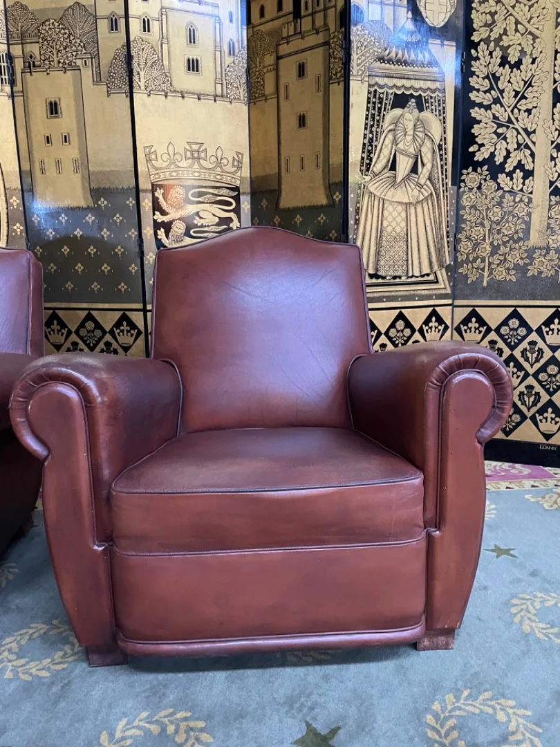 PAIR OF LEATHER ARMCHAIRS