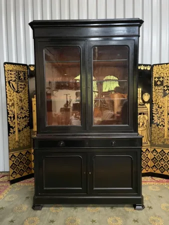 Buffet deux corps Louis Philippe en bois noirci