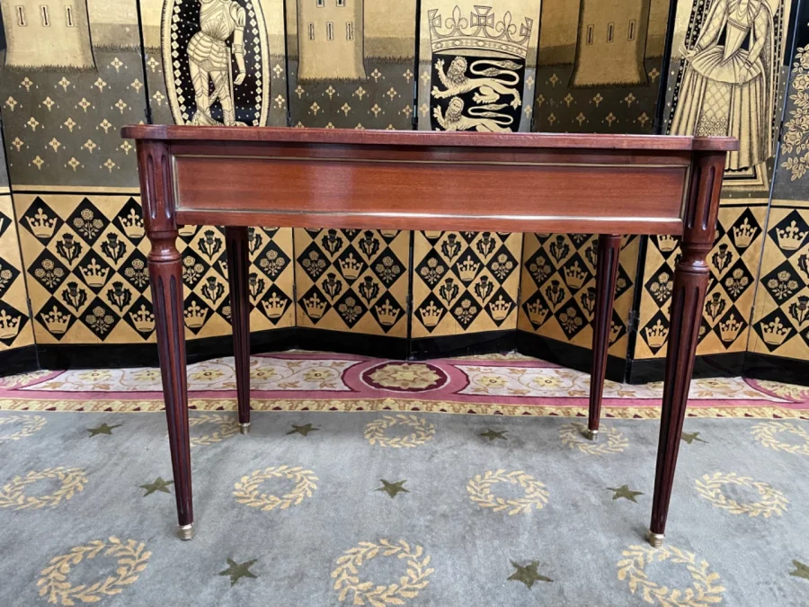 BUREAU LOUIS XVI STIJL