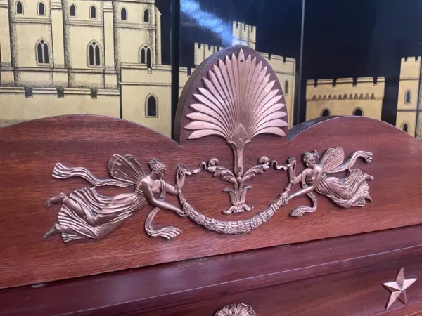 Lit en acajou et bronze de style Consulat - Empire