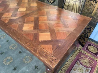 Table de ferme Louis XIII en chêne et merisier parqueté