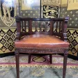 Fauteuil de bureau en acajou de style Louis XVI