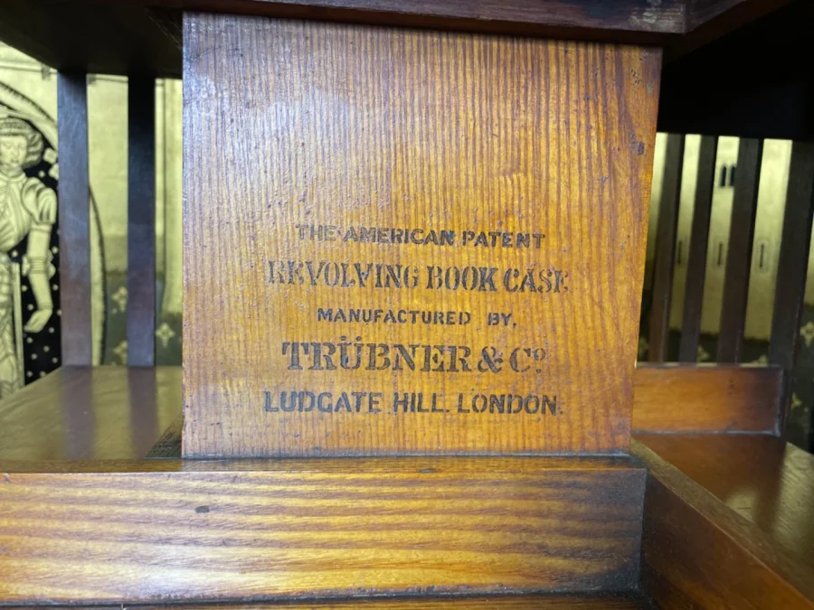 Bibliothèque tournante en Chêne 1900