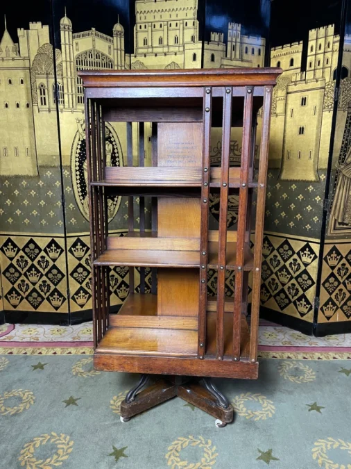 Bibliothèque tournante en Chêne 1900