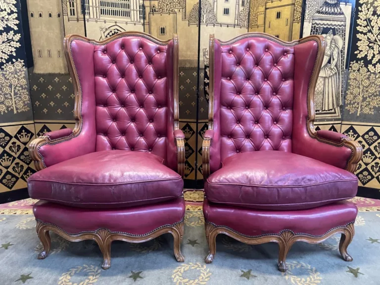 PAAR LEDERSESSEL IM LOUIS XV-STIL