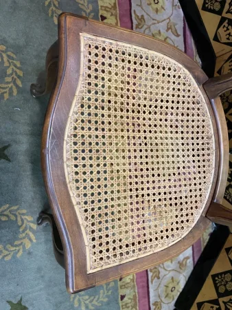 STÜHLE IM LOUIS XV-STIL