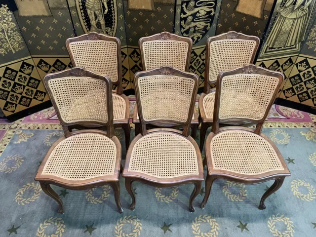 Suite de 6 chaises de style Louis XV en cannage