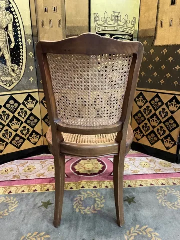 Suite de 6 chaises de style Louis XV en cannage