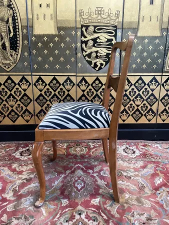 Suite de 6 chaises anglaises Cheppendeale