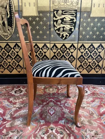 Suite de 6 chaises anglaises Cheppendeale