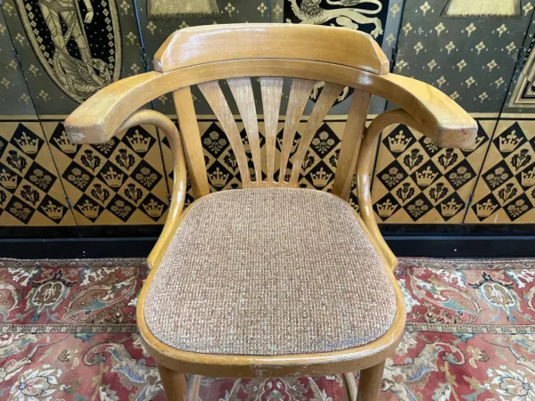 Suite de 9 tabourets de bar