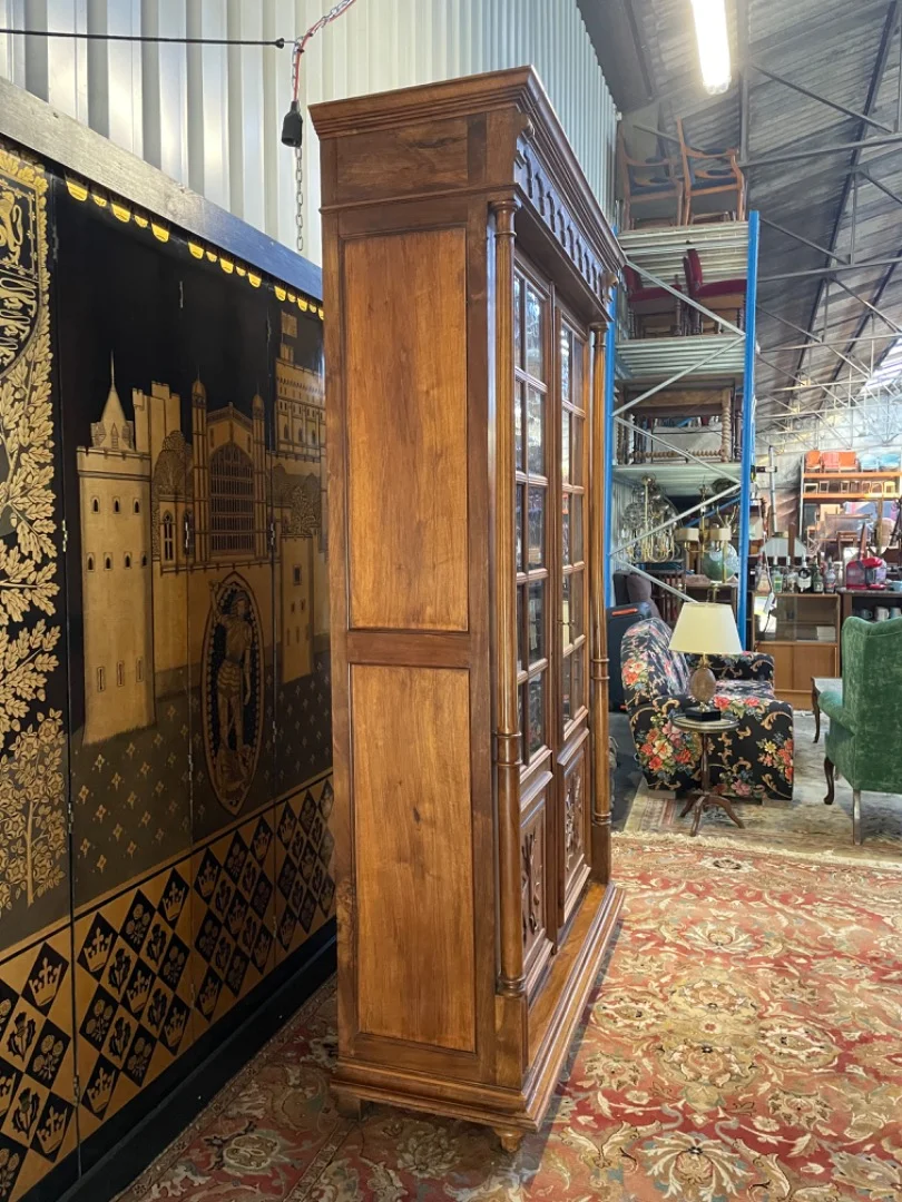 Armoire - Bibliothèque - Vitrine style Renaissance
