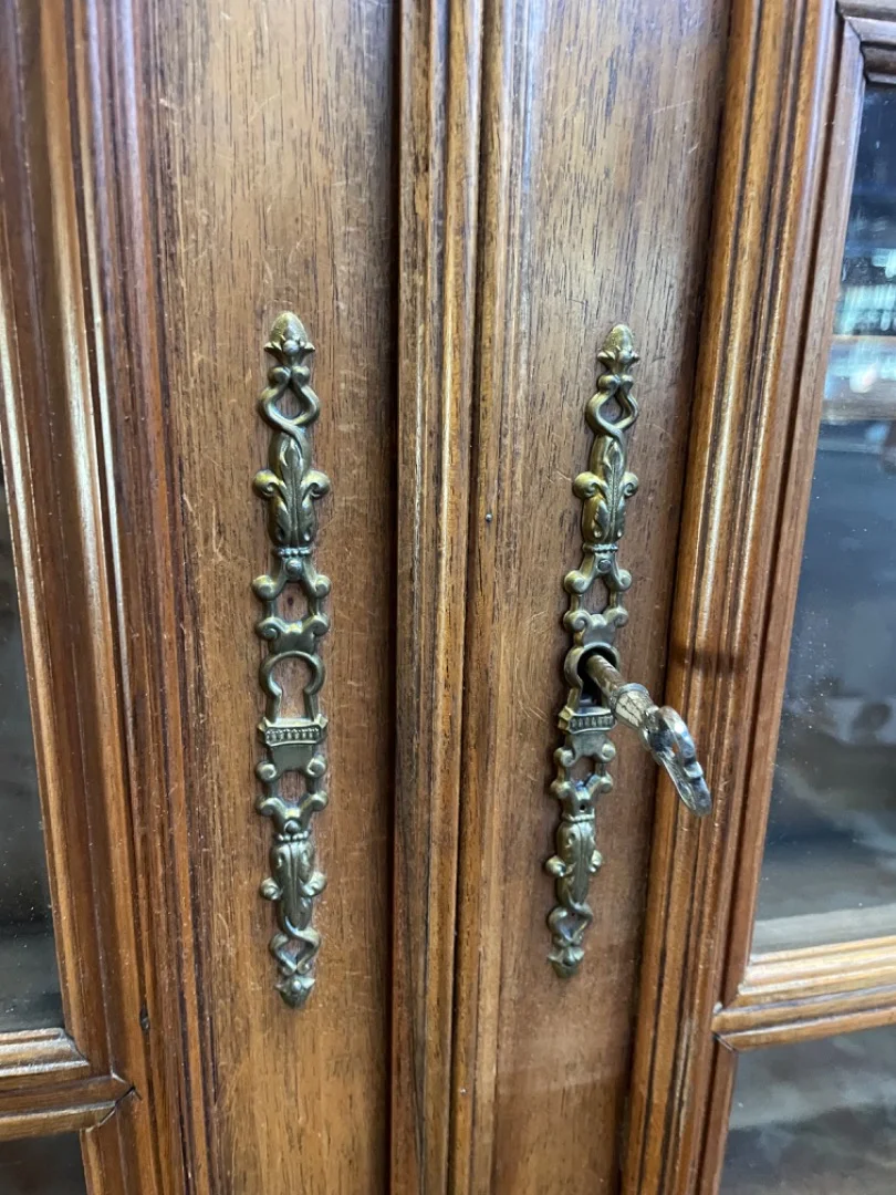 Armoire - Bibliothèque - Vitrine style Renaissance